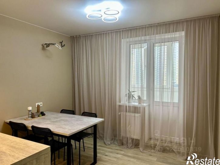 2-комн квартира Революционная улица, 101Б,  д. 101Б