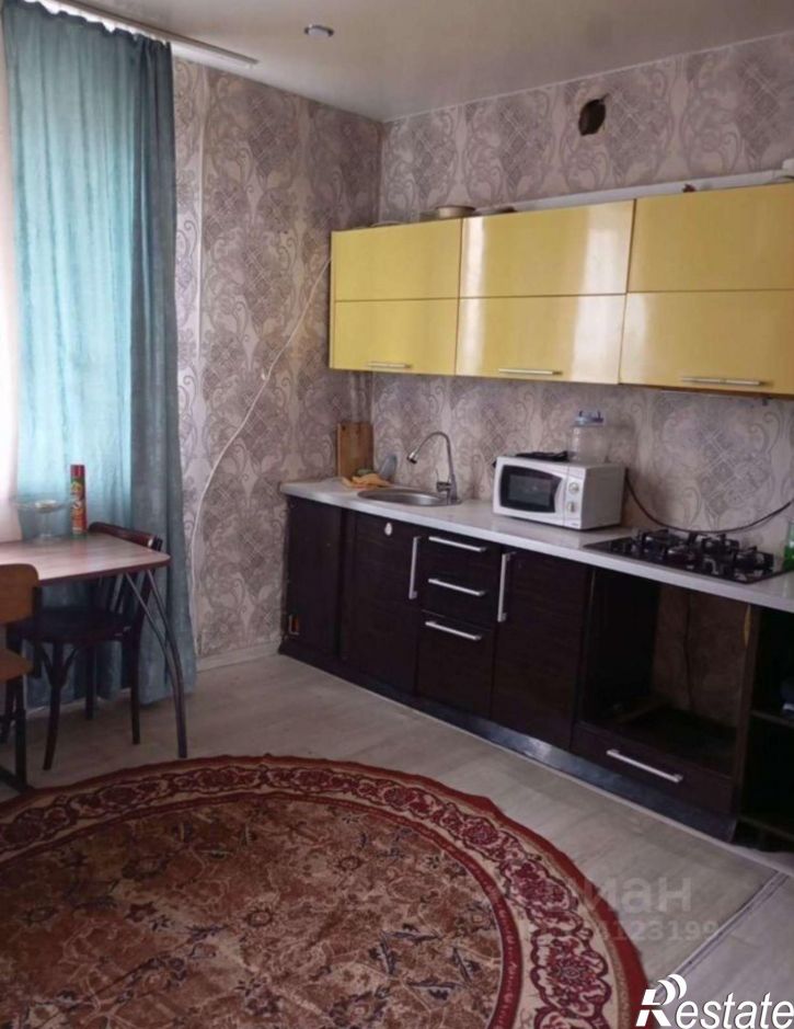 3-комн квартира улица Советской Армии, 232,  д. 232