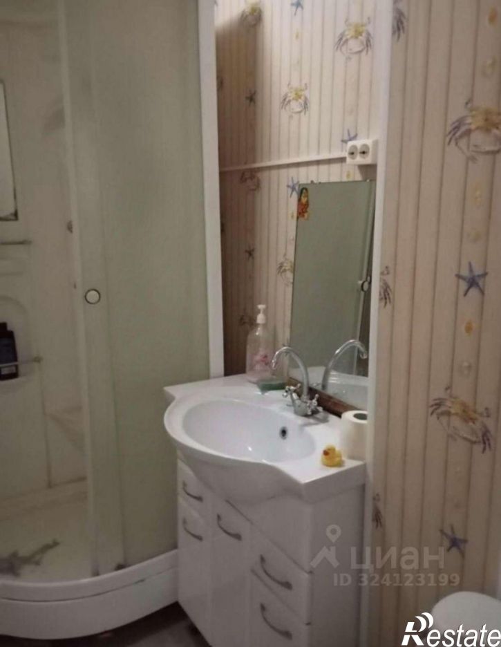 3-комн квартира улица Советской Армии, 232,  д. 232