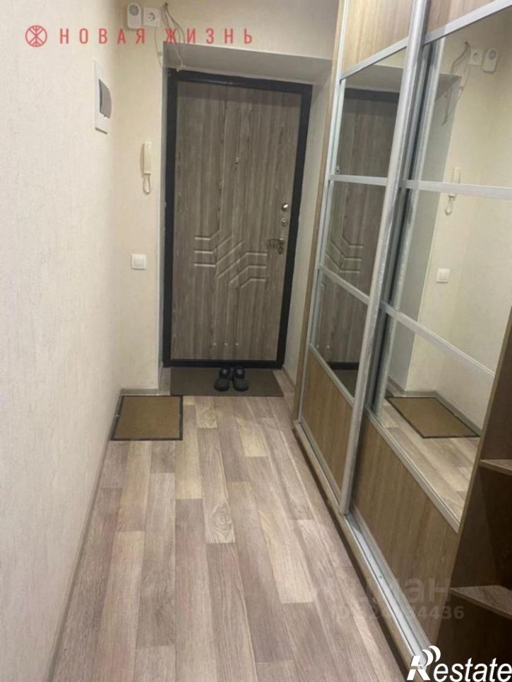 2-комн квартира улица Советской Армии, 140,  д. 140