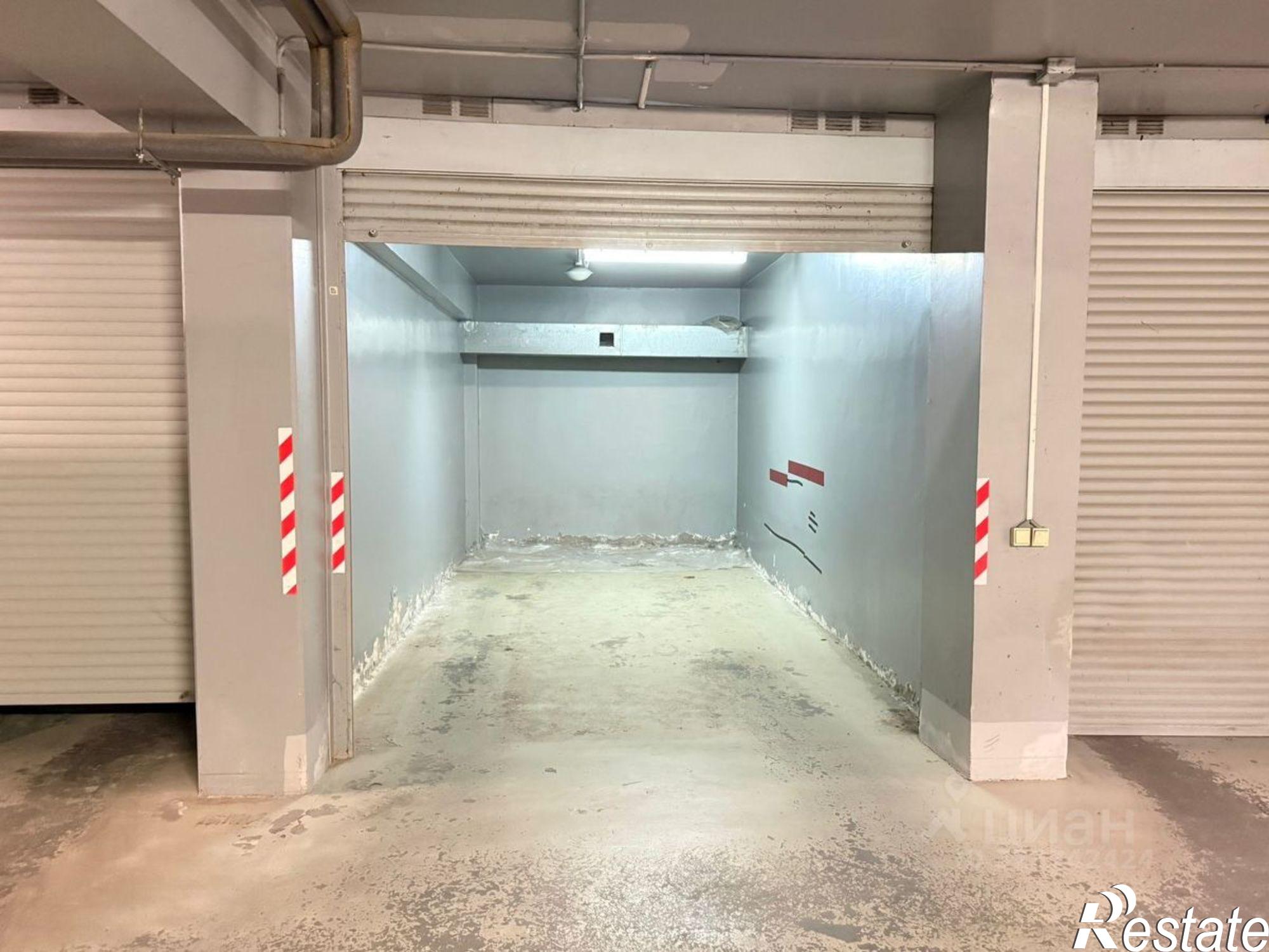 Купить гараж, место в паркинге за 1 250 000 рублей на улица Водников, 60