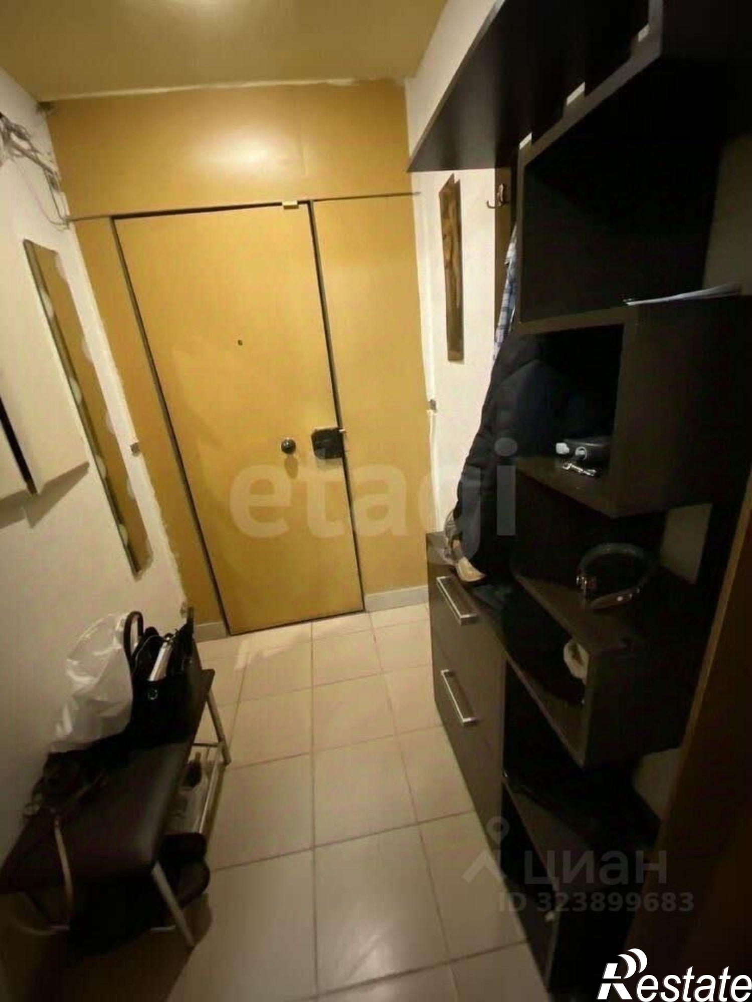 Купить квартиру за 9 400 000 рублей на ул Силина, 14