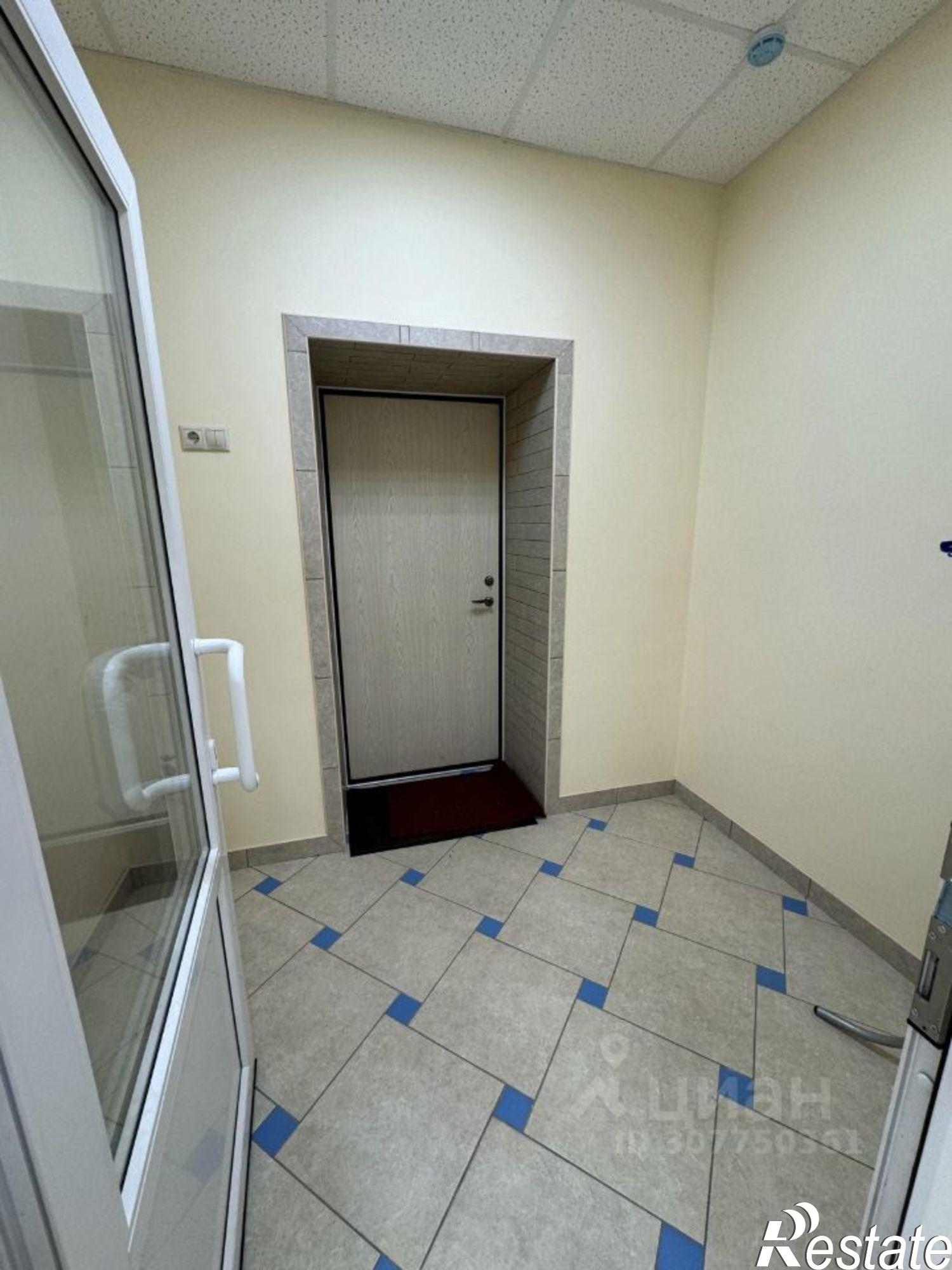 Сдать офис, помещение под офис за 92 400 рублей на Ленинская улица, 43