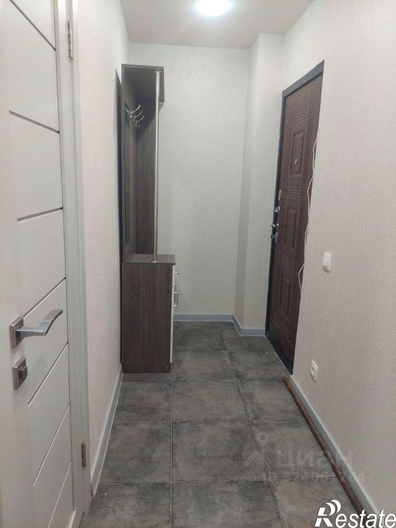 Сдать квартиру за 25 000 рублей на проспект Кирова, 282