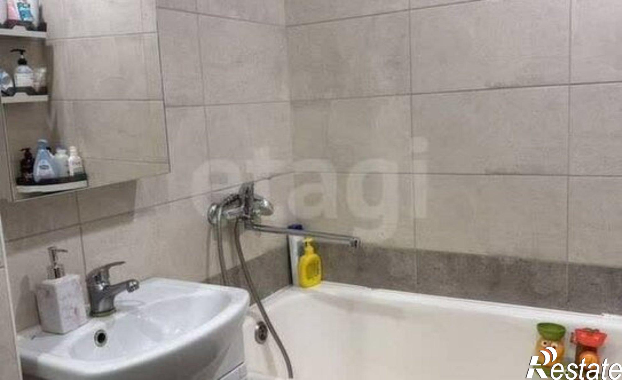 Купить квартиру за 5 300 000 рублей на Аэродромная улица, 100