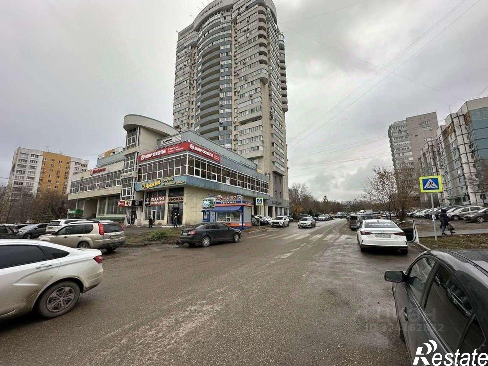 Сдать торговое помещение за 372 000 рублей на ул Ново-Садовая, 347