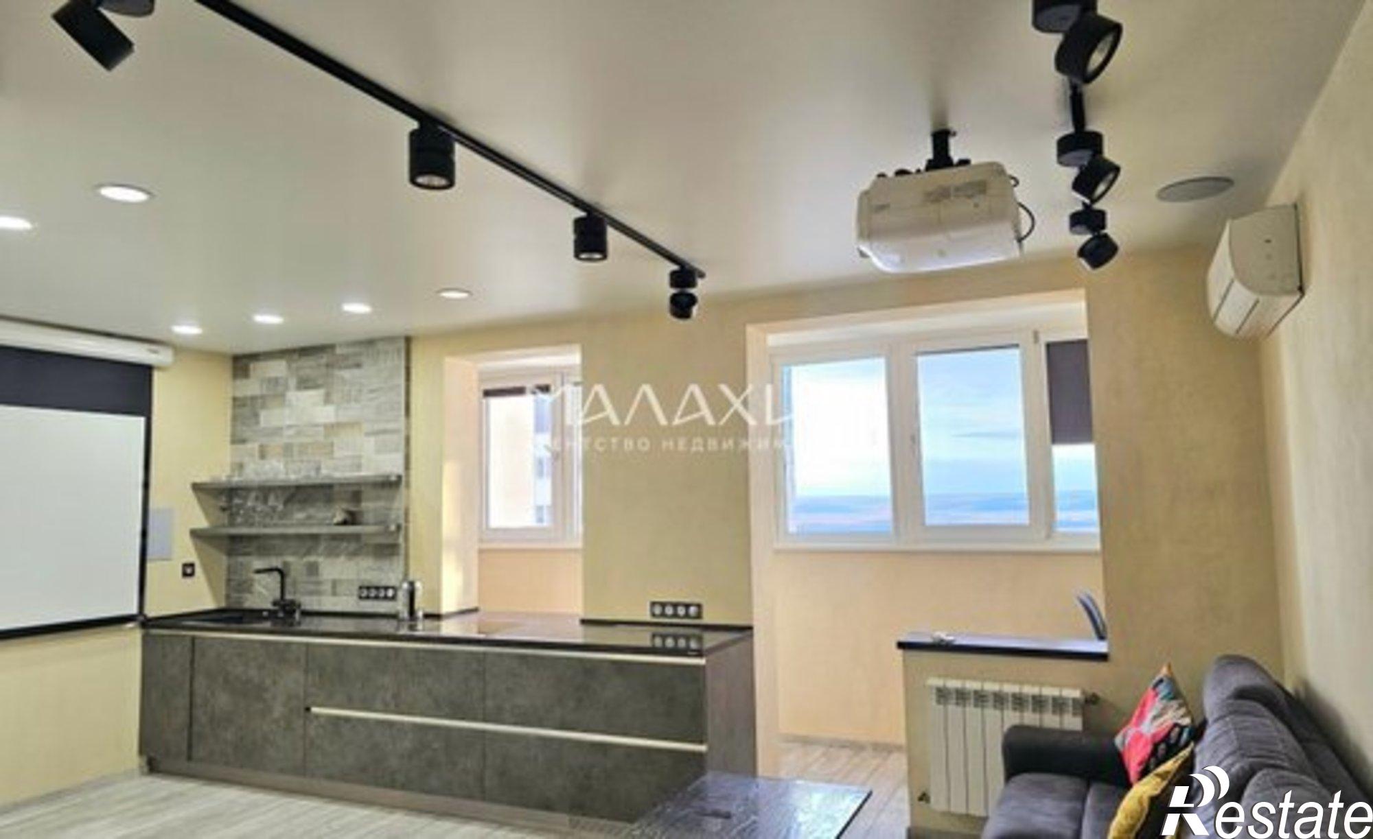 Купить квартиру за 12 000 000 рублей на Ташкентская улица, 173