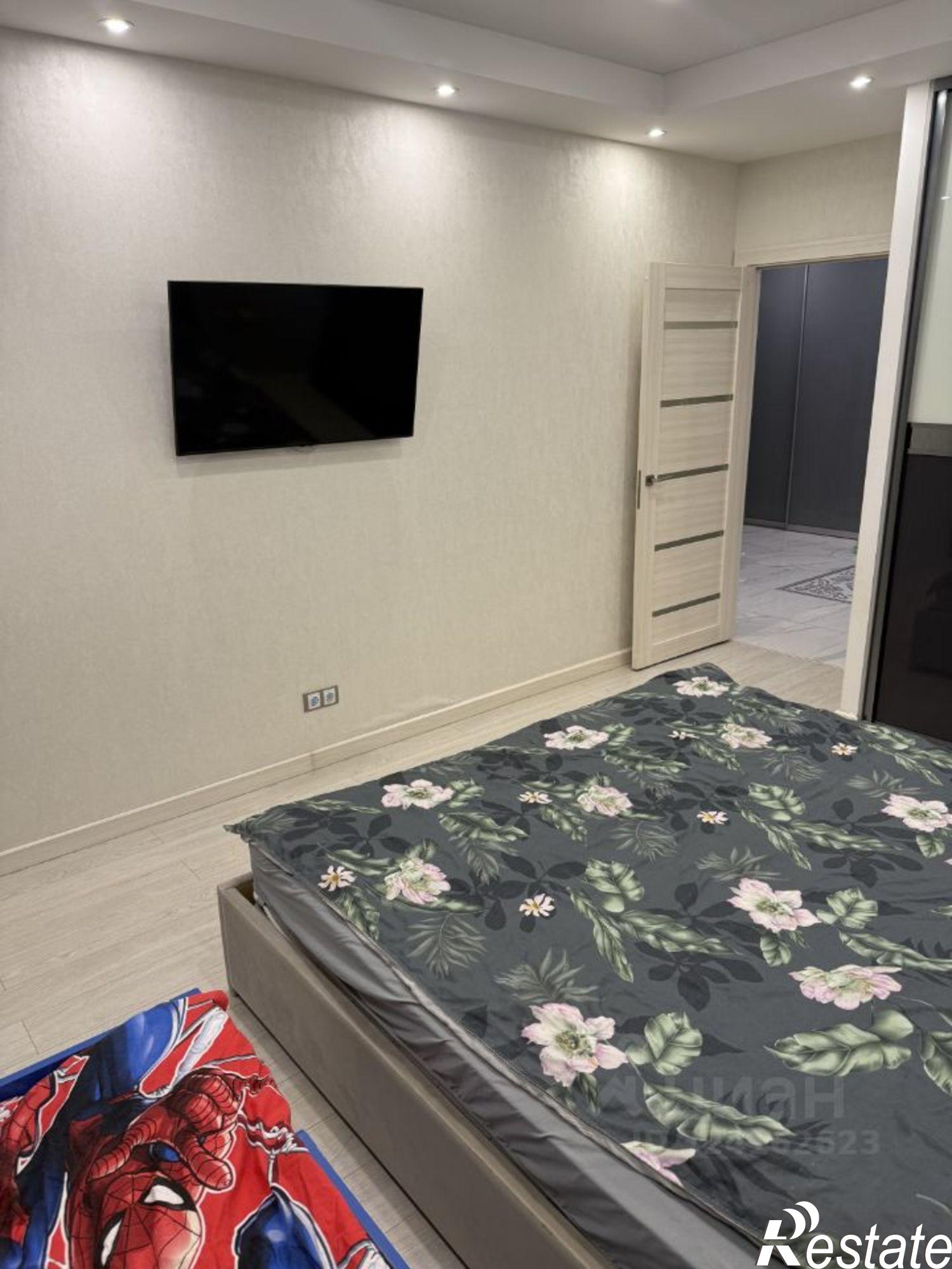 Купить квартиру за 15 000 000 рублей на проспект Карла Маркса, 4Б