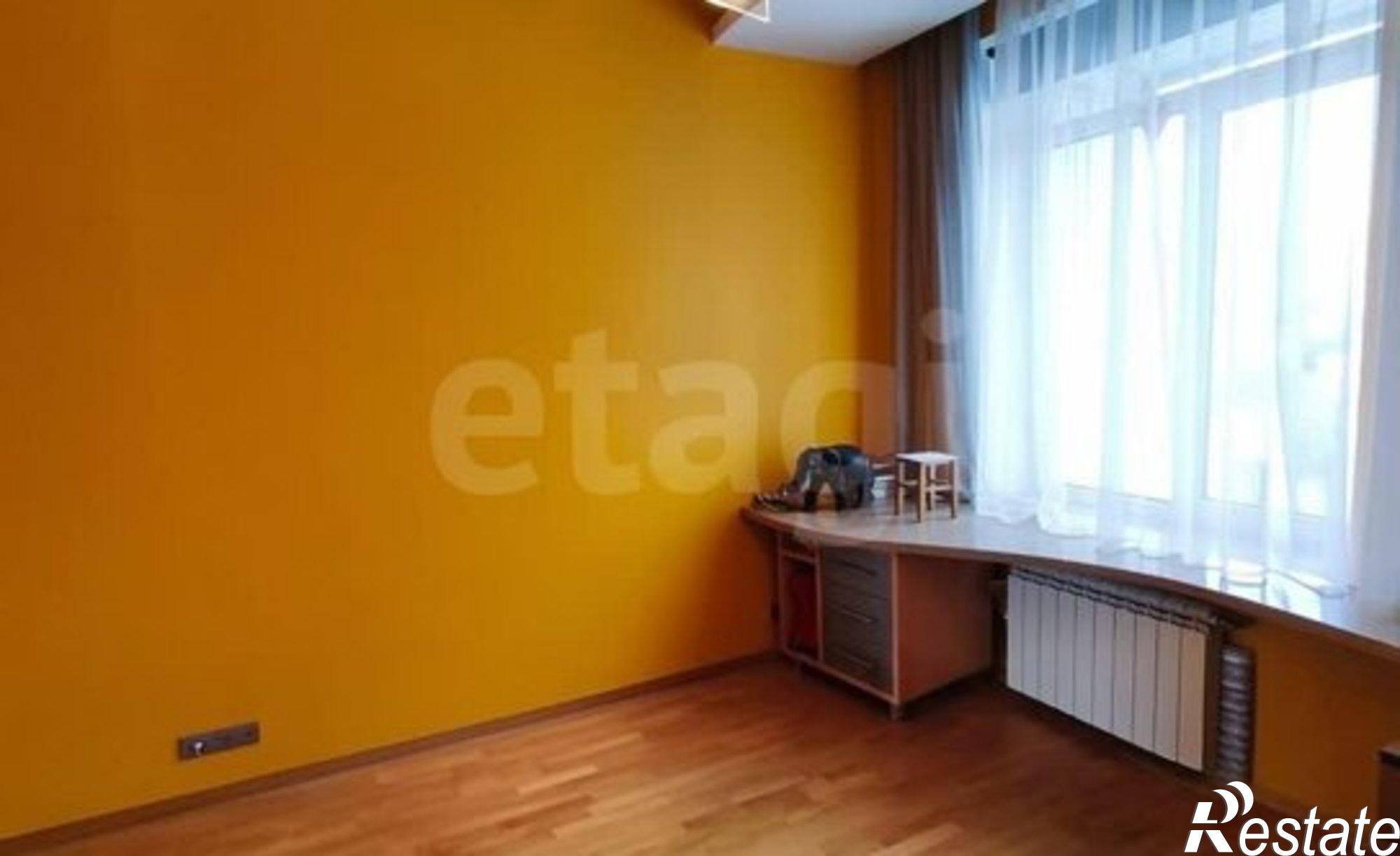 Купить квартиру за 31 000 000 рублей на ул Степана Разина, 138