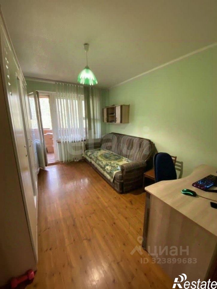 4-комн квартира ул Силина, 14,  д. 14