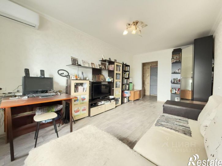 1-комн квартира улица Силина, 8,  д. 8