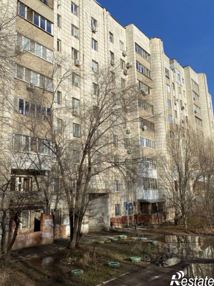 2-комн квартира улица Советской Армии, 127,  д. 127