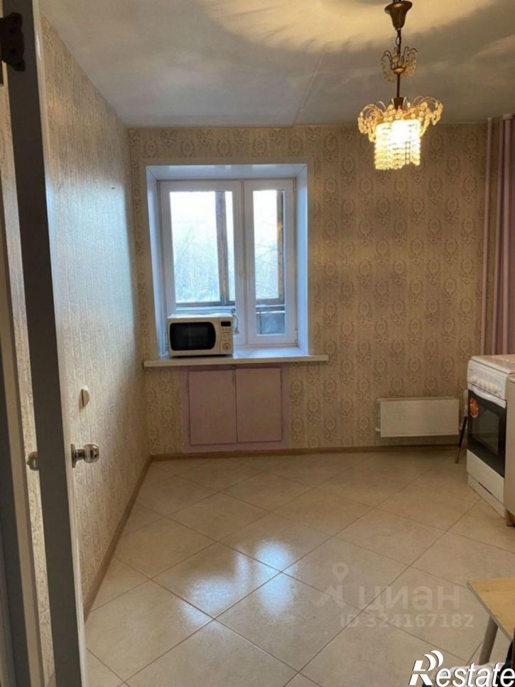 2-комн квартира улица Советской Армии, 127,  д. 127