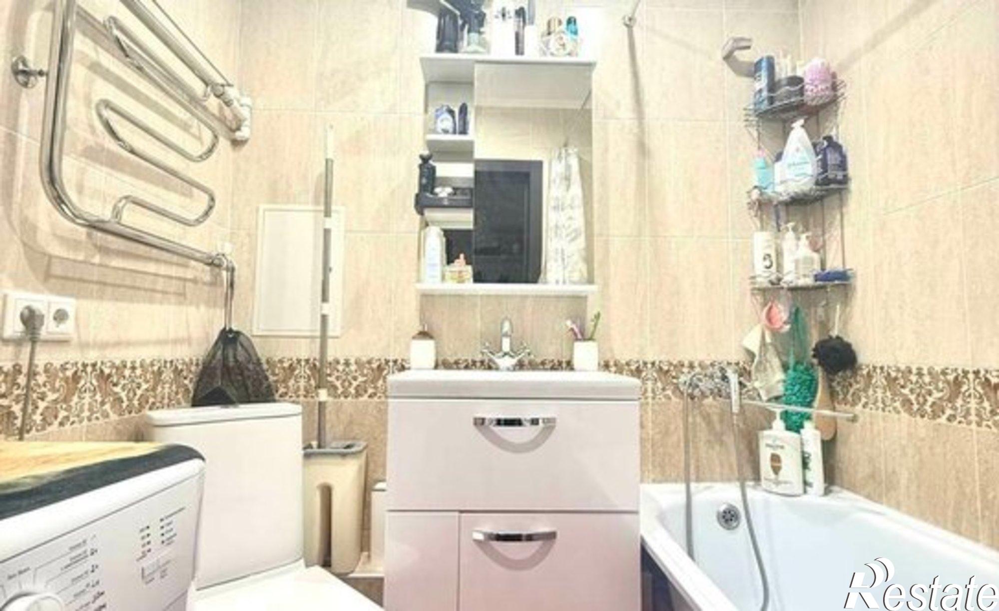 Купить квартиру за 2 800 000 рублей на б-р Ивана Финютина, 40