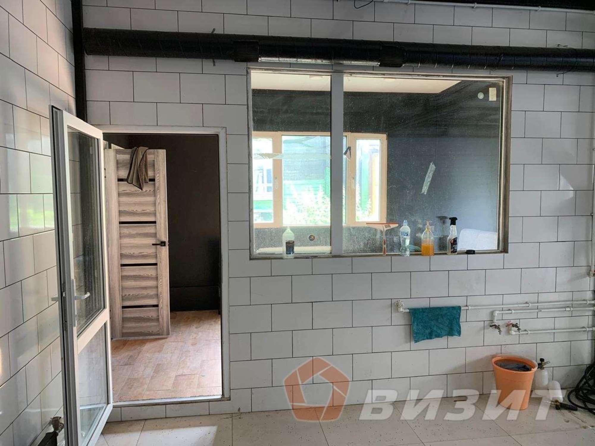 Купить торговое помещение за 10 800 000 рублей на Майская улица, 8