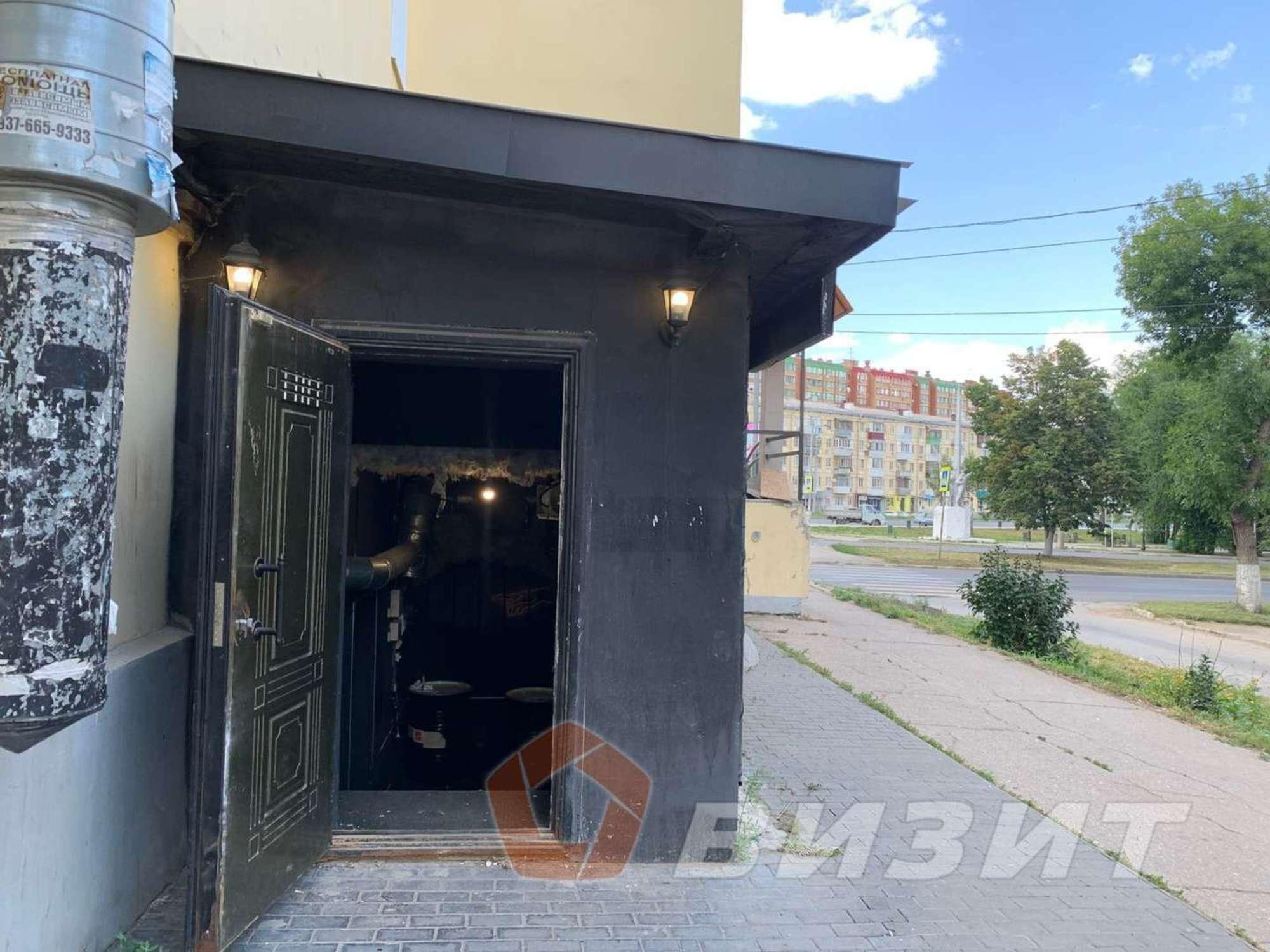 Сдать торговое помещение за 48 000 рублей на Гагарина улица, 159