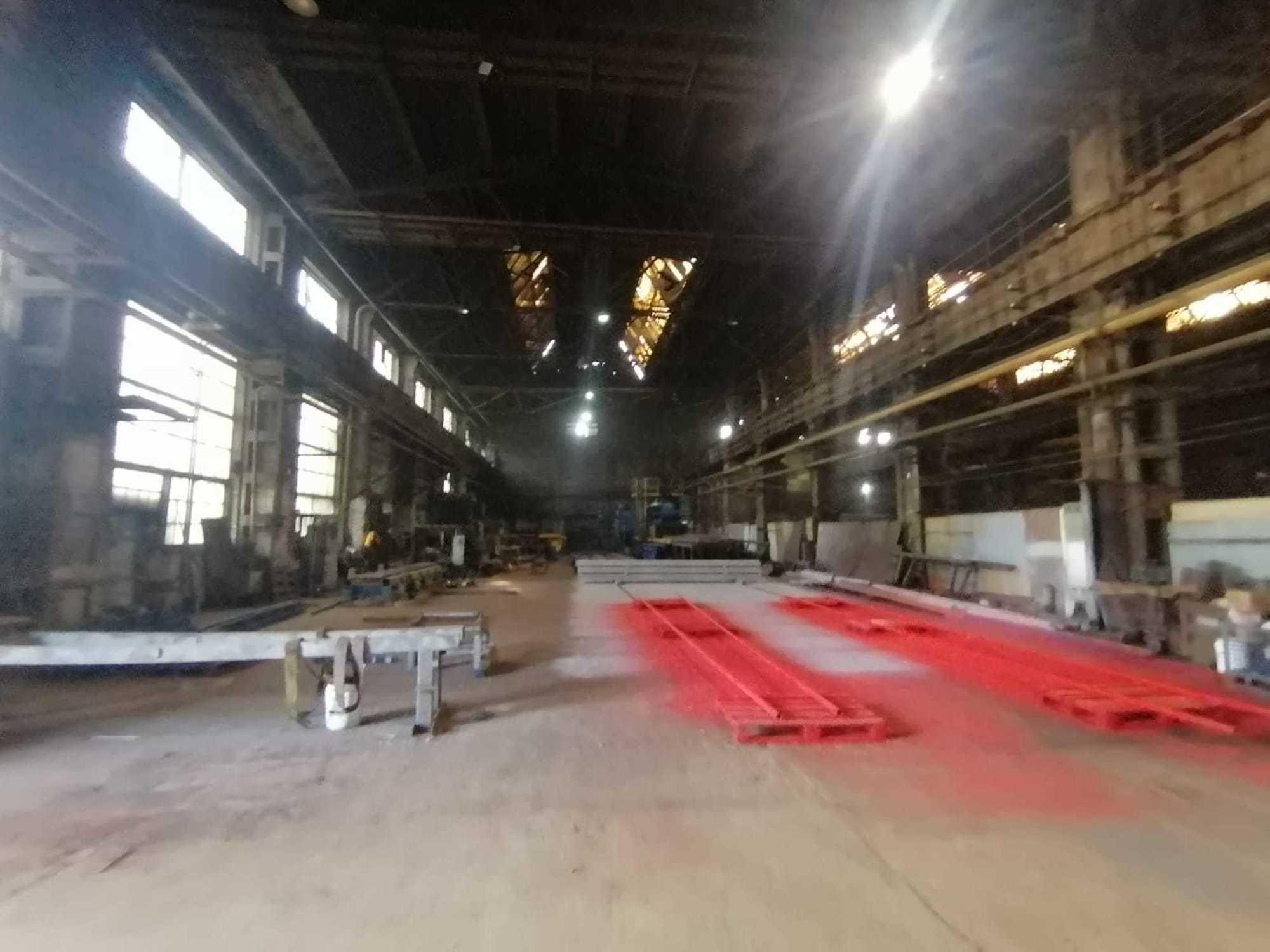 Купить производственную площадь за 320 000 000 рублей на Калинина улица, 1к3