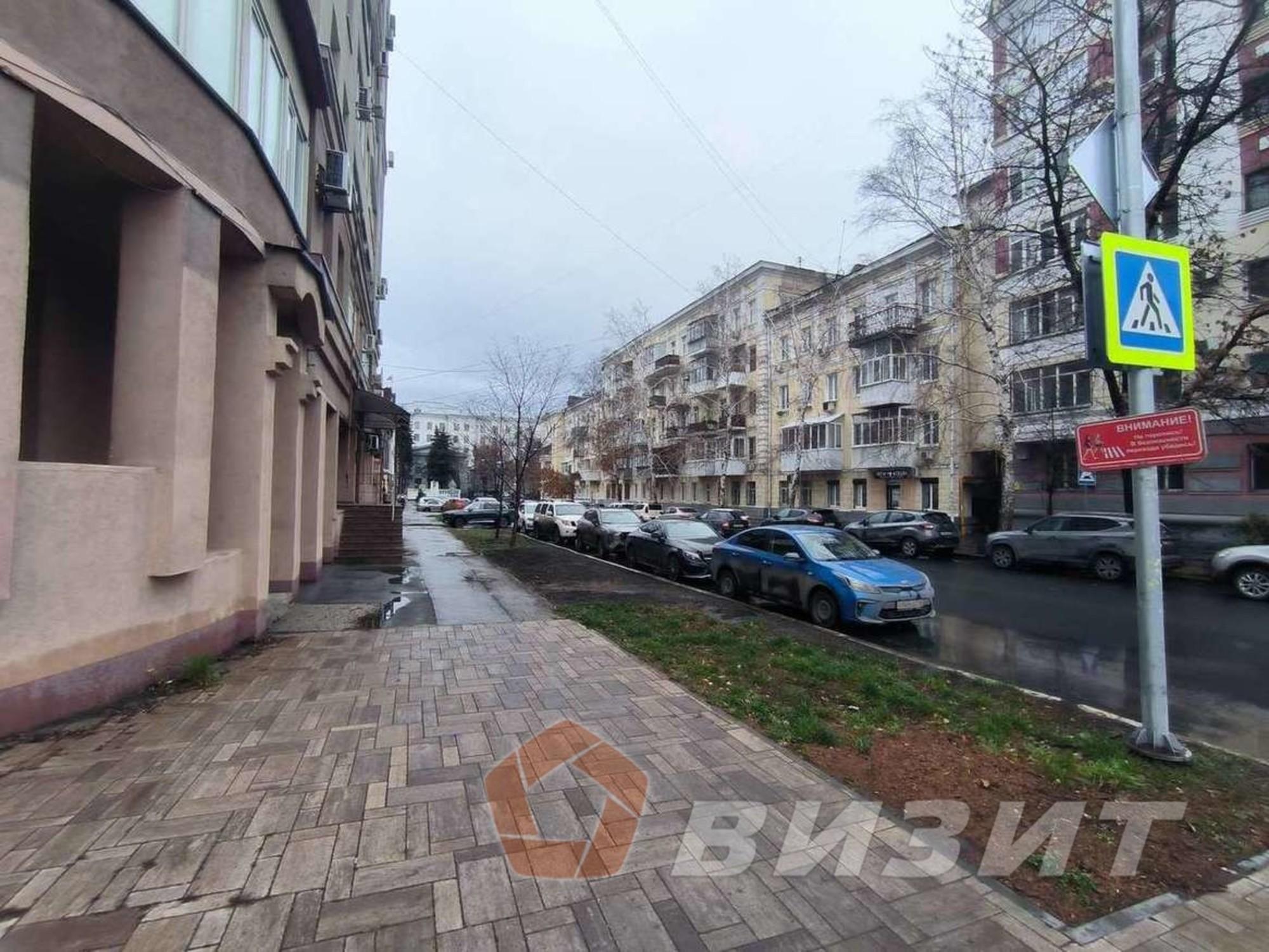 Сдать торговое помещение за 384 000 рублей на Ленинская улица, 224