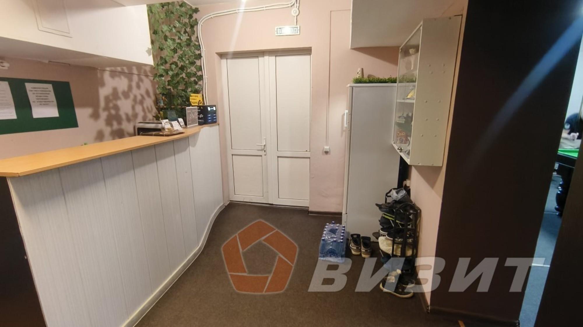 Купить торговое помещение за 9 500 000 рублей на Балаковская улица, 6а