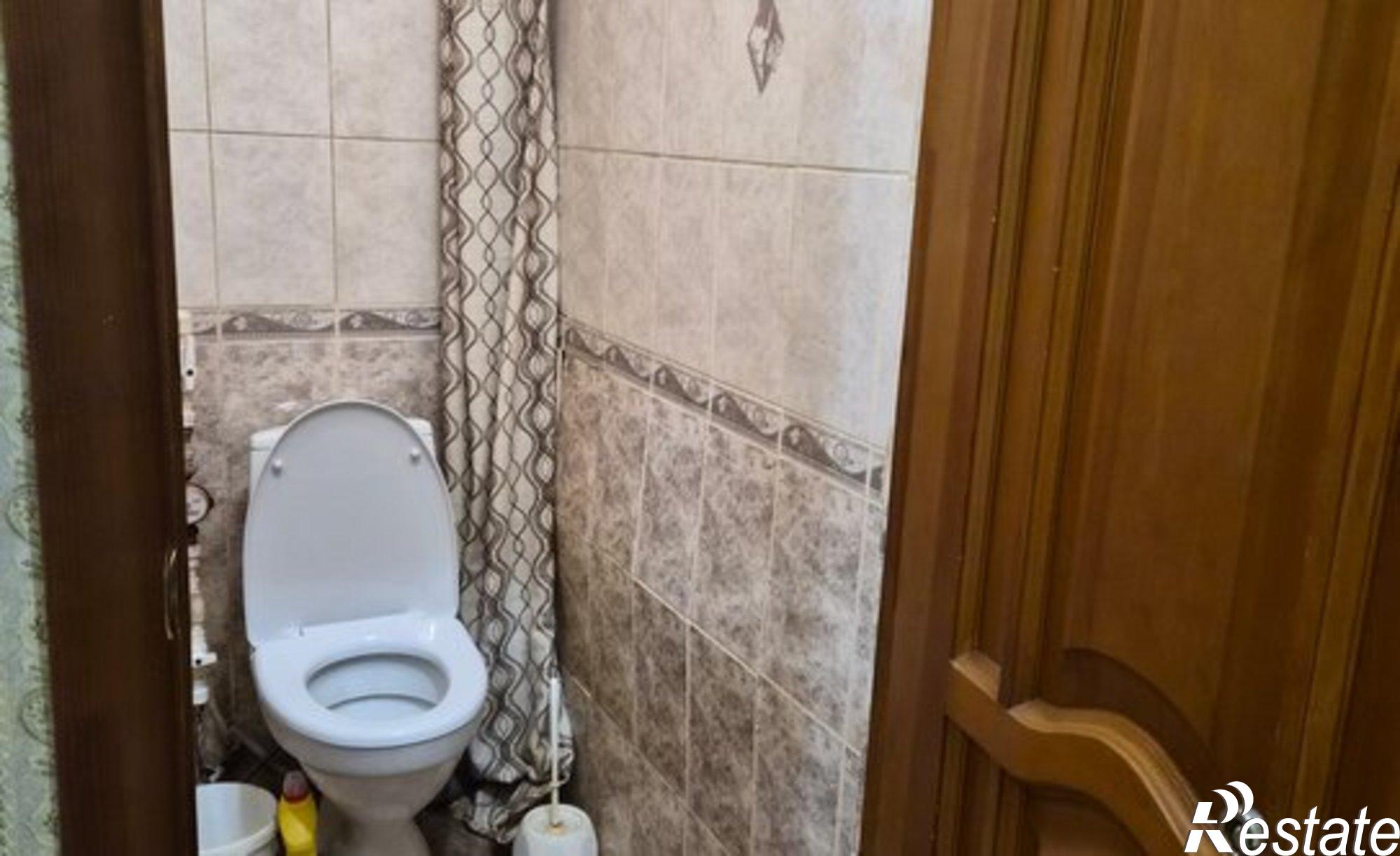 Купить квартиру за 3 800 000 рублей на пр-кт Юных Пионеров, 165