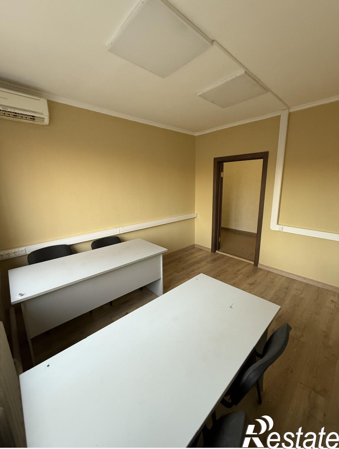 Сдать офис, помещение под офис за 800 рублей на Грозненская, 33