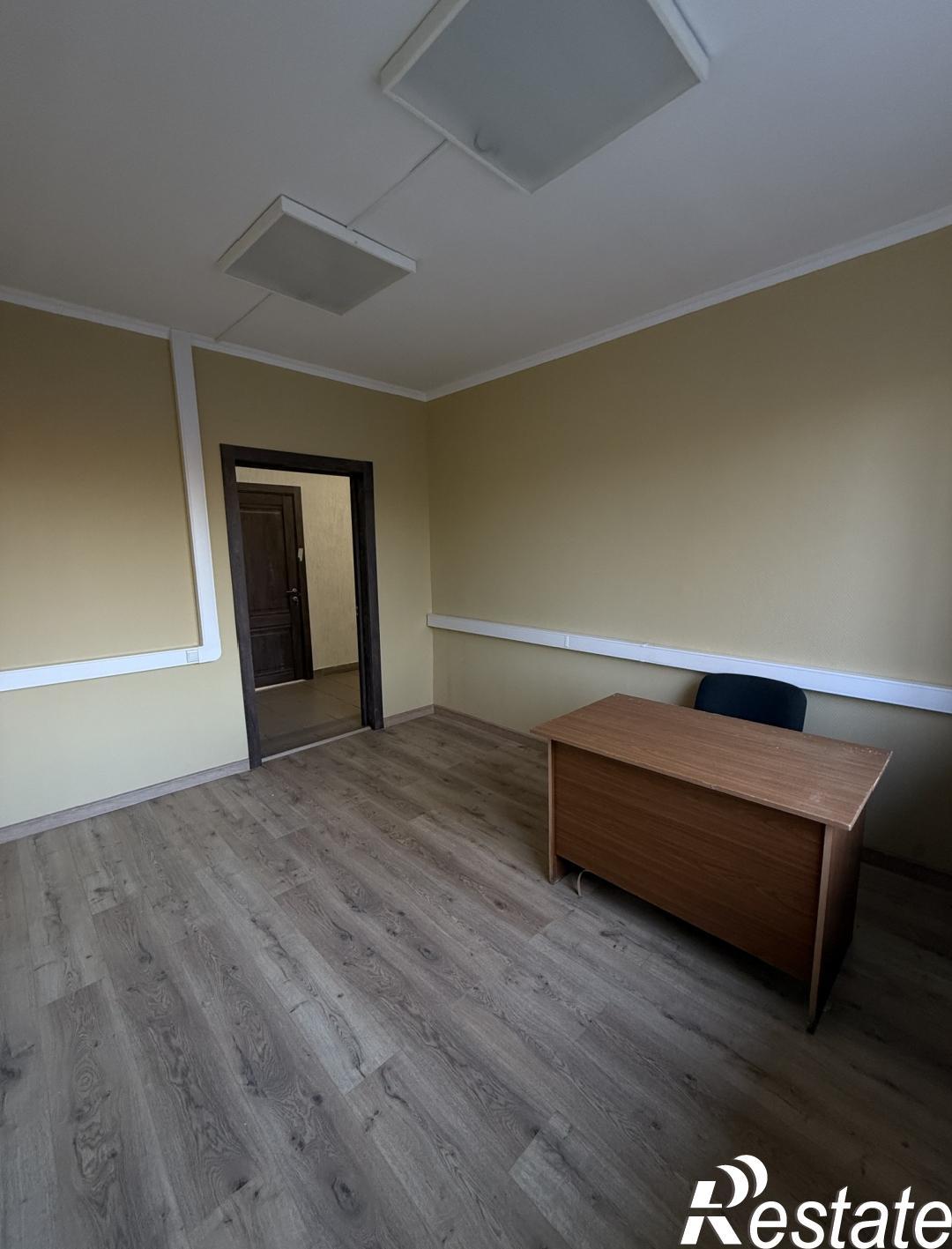 Сдать офис, помещение под офис за 800 рублей на Грозненская, 33