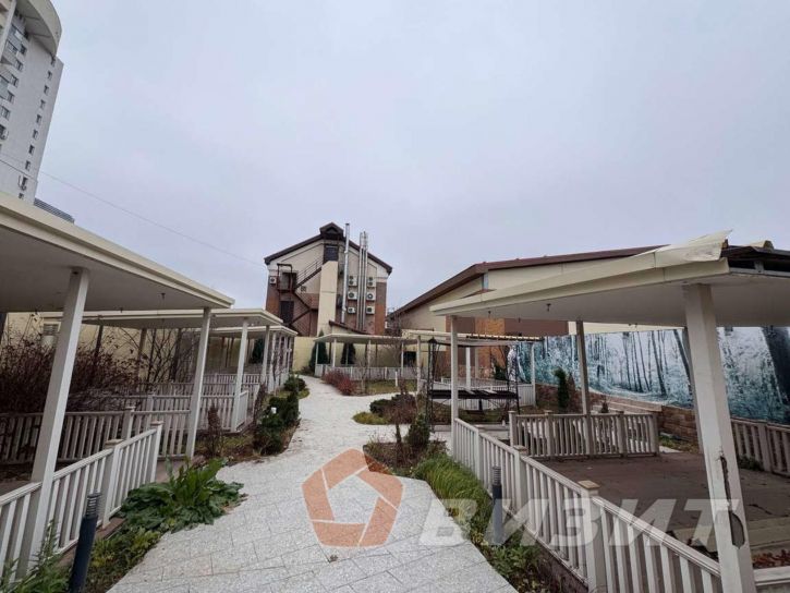 Торговое помещение Дыбенко улица, 104