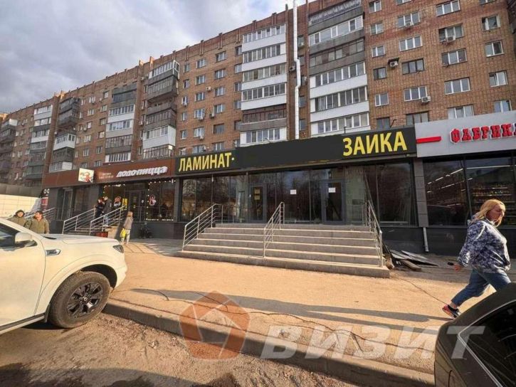 Торговое помещение Мориса Тореза улица, 13а