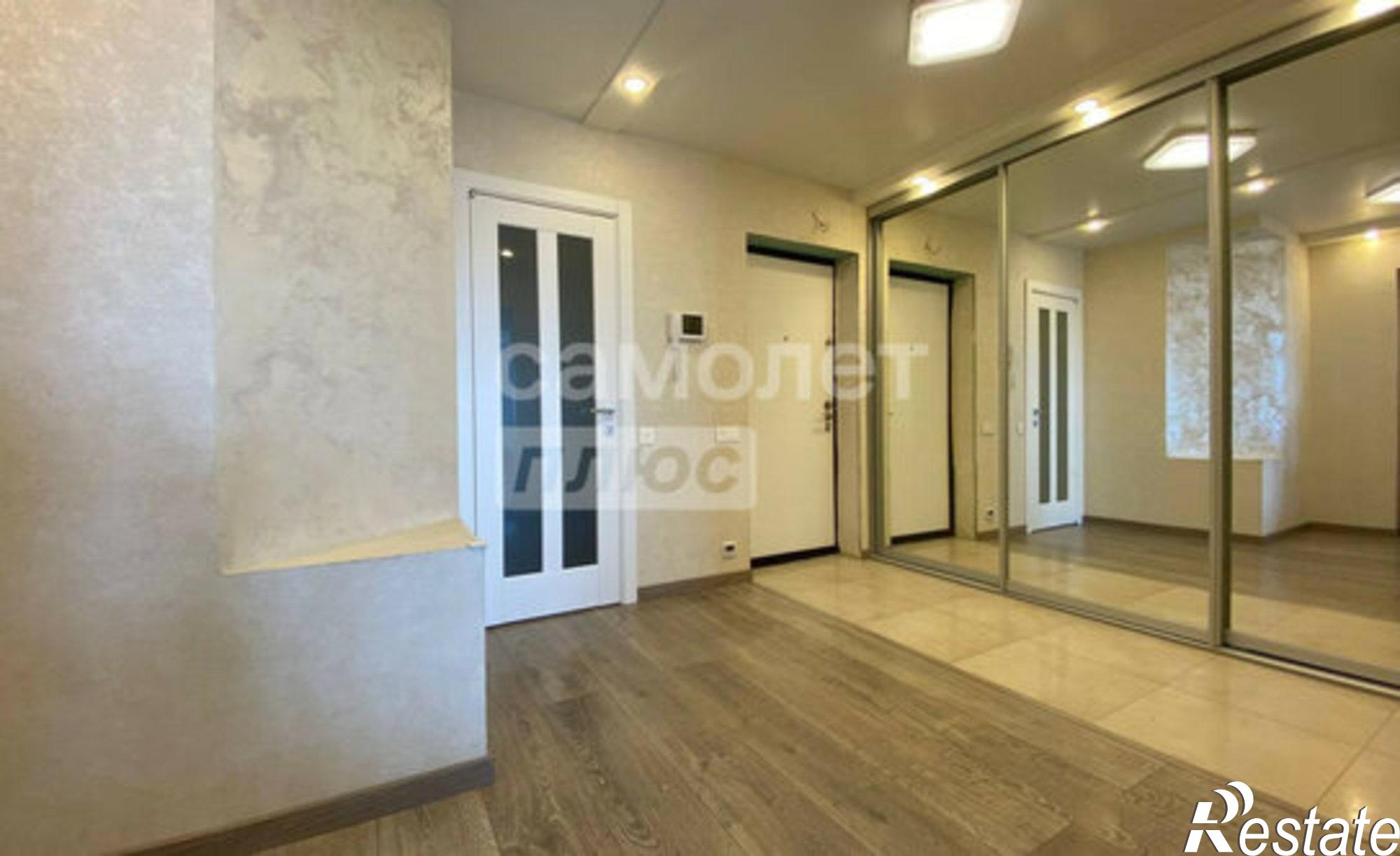 Купить квартиру за 19 900 000 рублей на ул Ташкентская, 246А