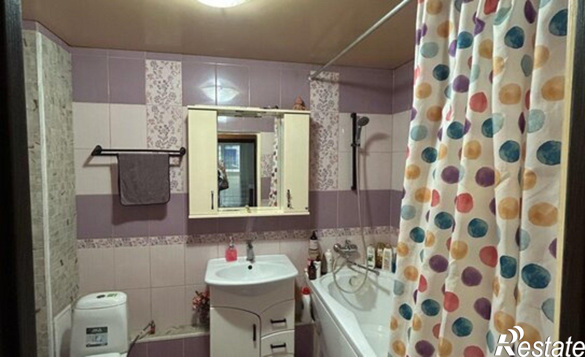 Купить квартиру за 8 800 000 рублей на ул Новокомсомольская, 42