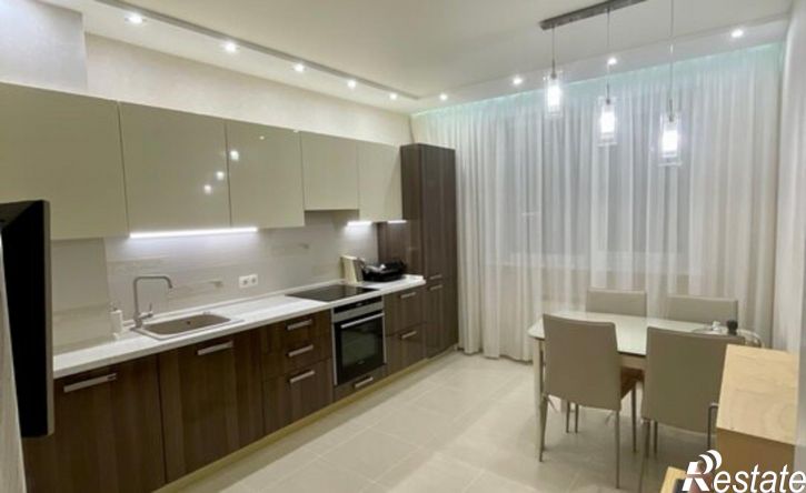 2-комн квартира улица Лукачёва, 10,  д. 10