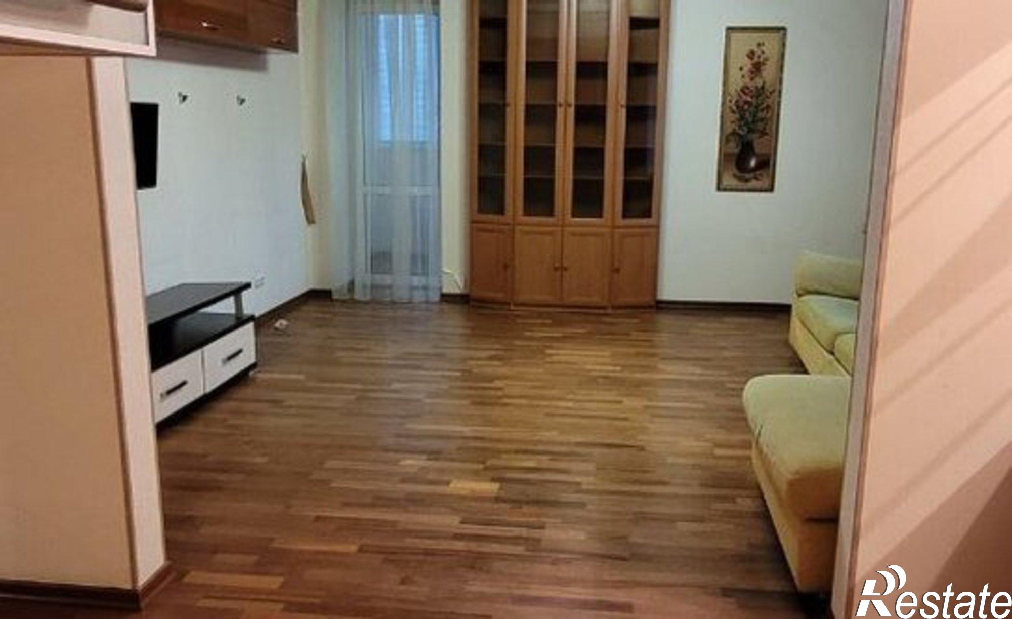 Купить квартиру за 15 500 000 рублей на просека 5-я, 102