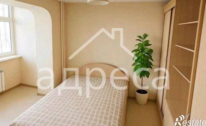 3-комн квартира улица Осипенко, 2,  д. 2