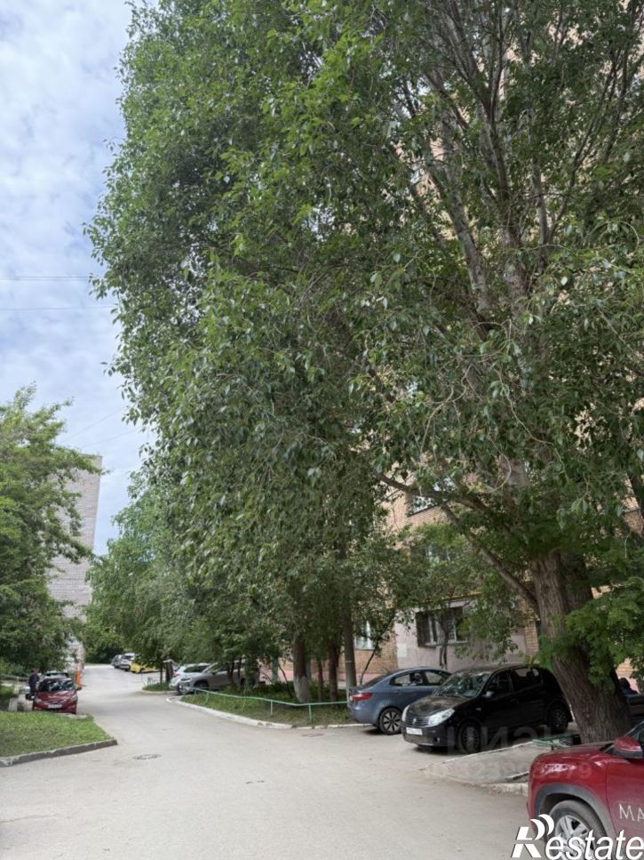 2-комн квартира проспект Карла Маркса, 360,  д. 360