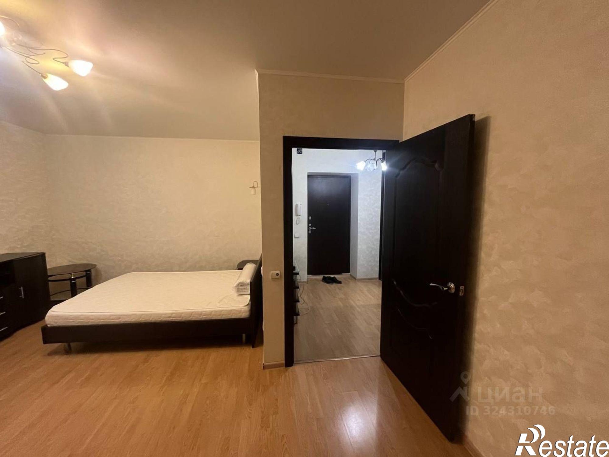 Сдать квартиру за 38 000 рублей на улица Куйбышева, 15с1