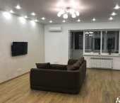 2-комн, 80кв м, этаж 11/11 ул Революционная, 128