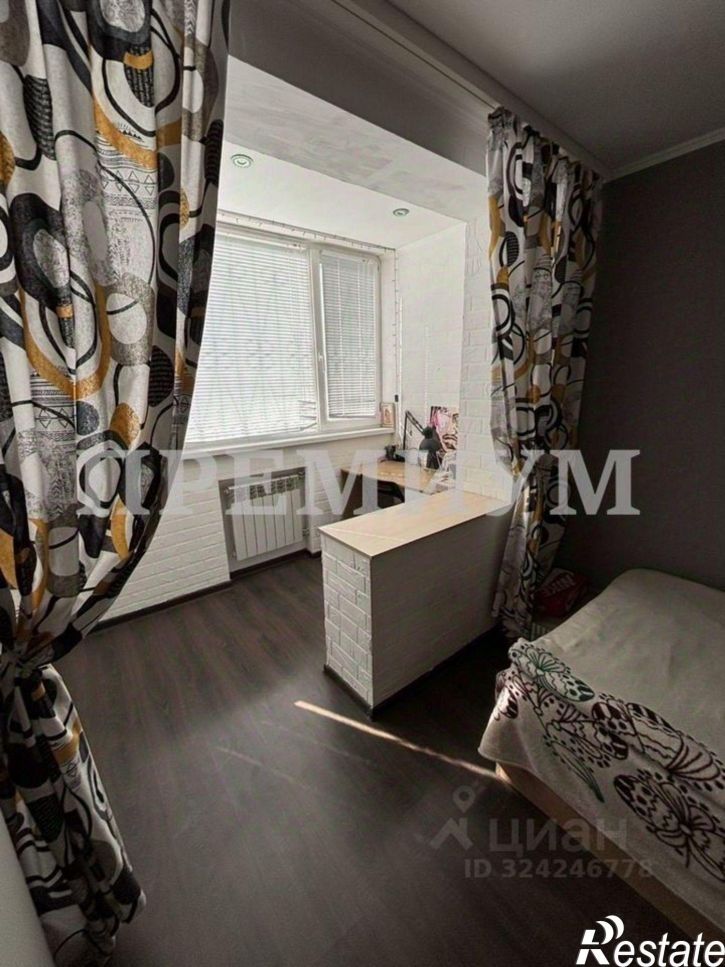 4-комн квартира ул Силина, 15,  д. 15