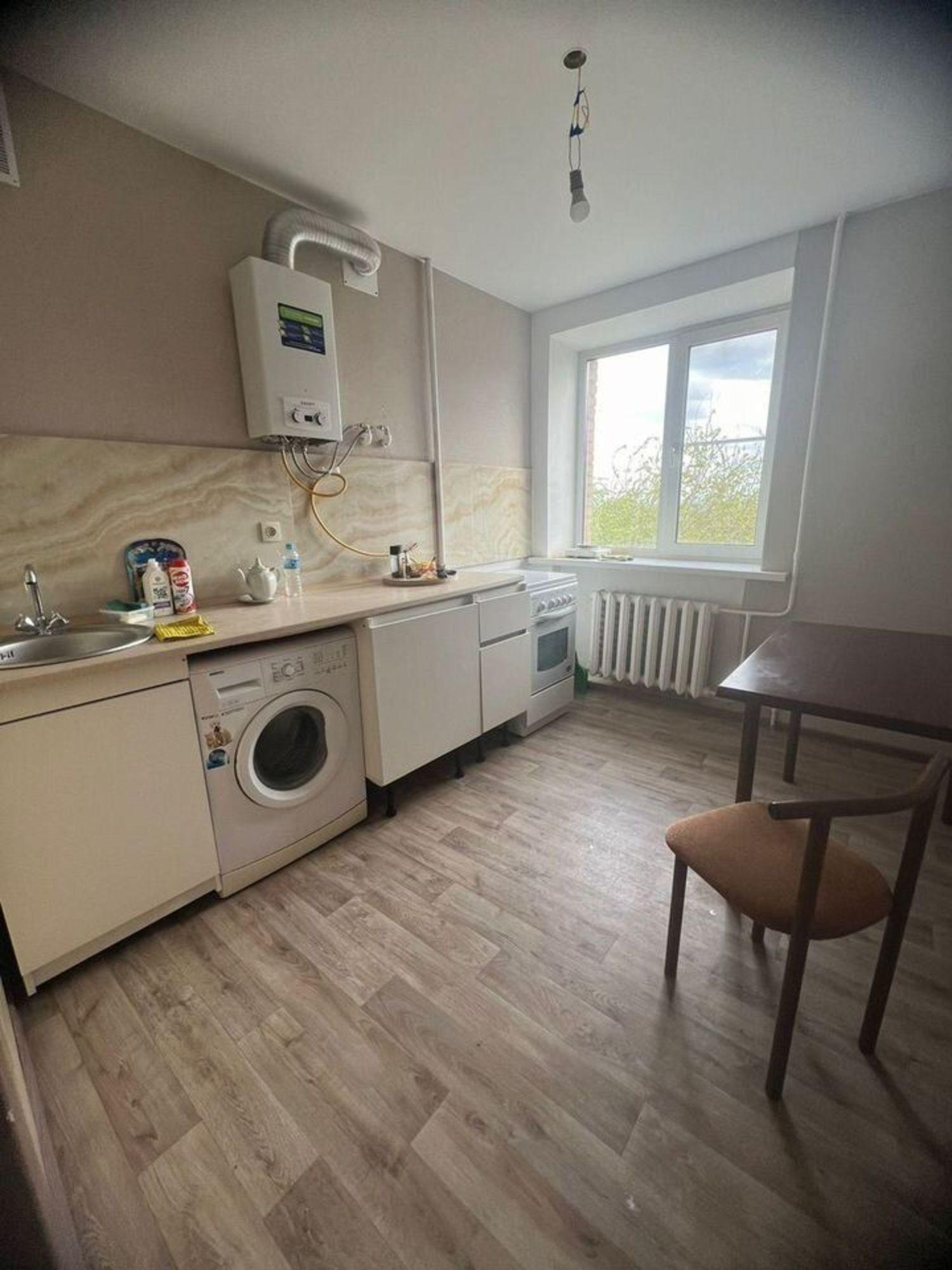 Сдать квартиру за 28 000 рублей на Венцека улица, 72