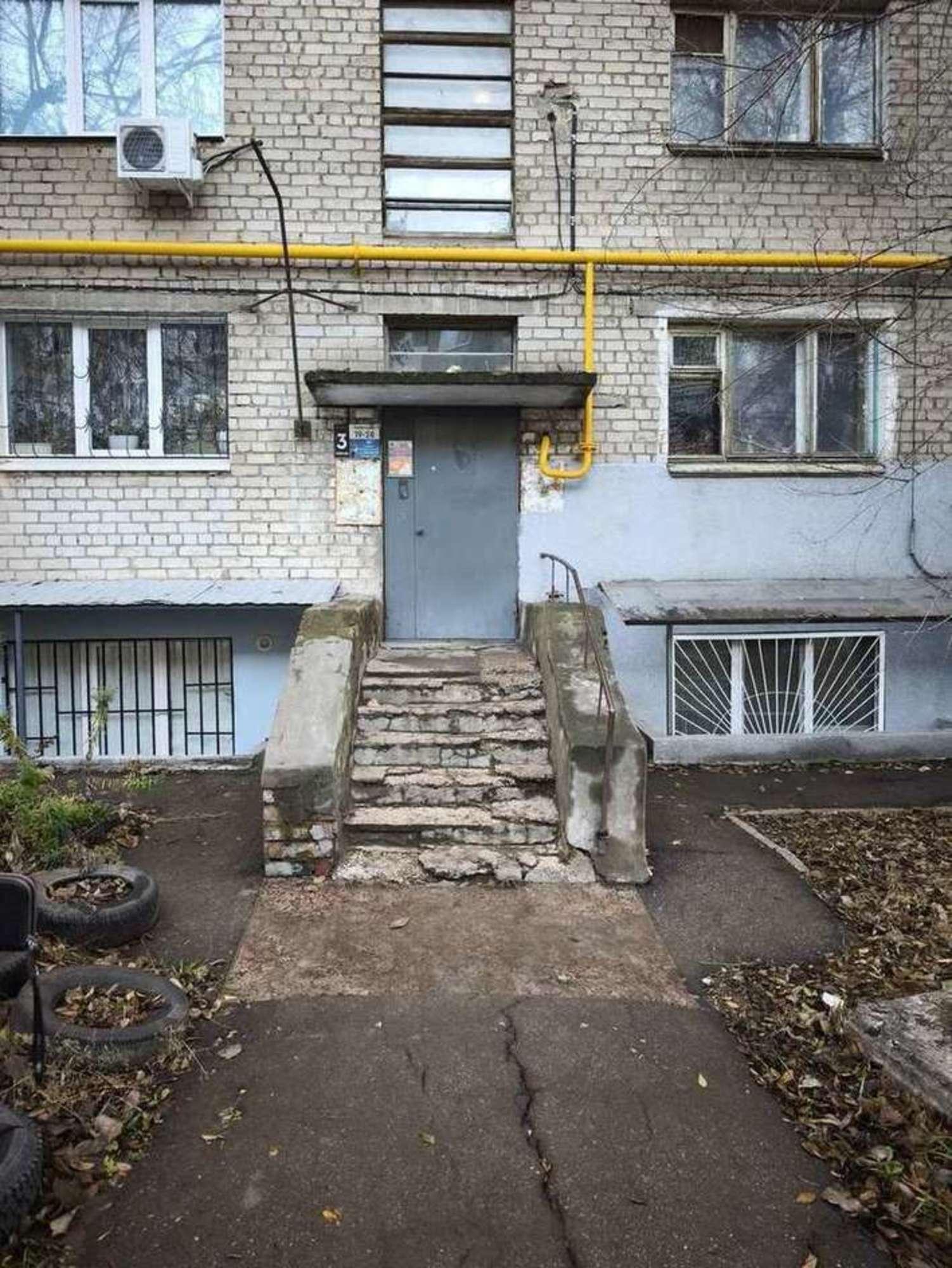 Купить комнату за 1 800 000 рублей на Безымянный 2-й переулок, 4А