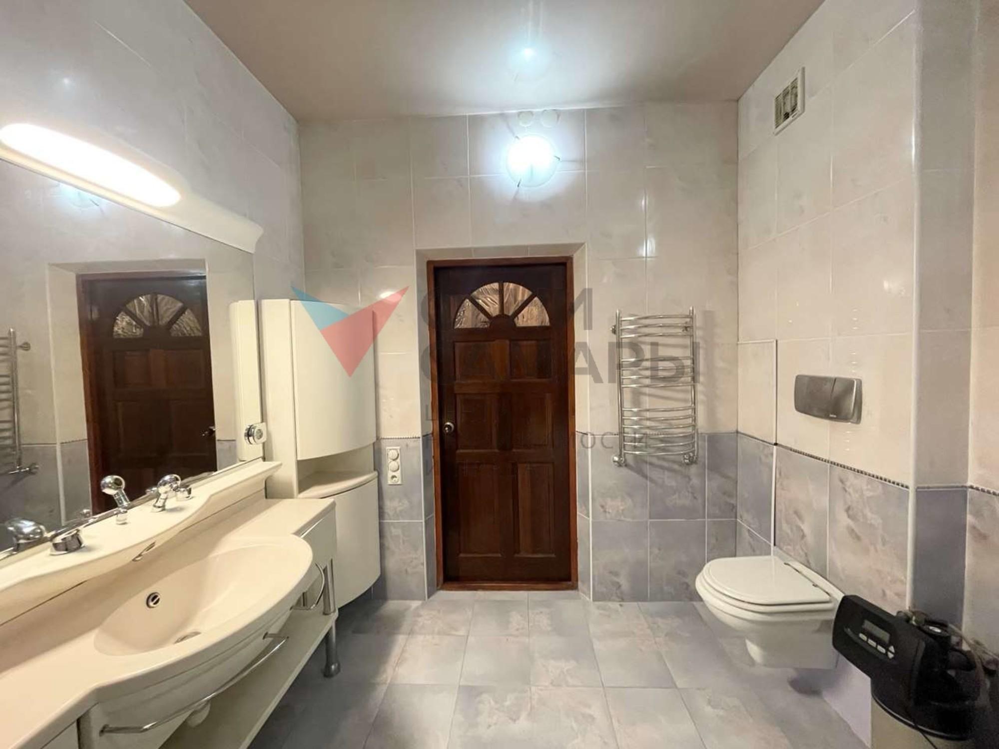 Купить квартиру за 21 875 000 рублей на Братьев Коростелёвых улица, 44