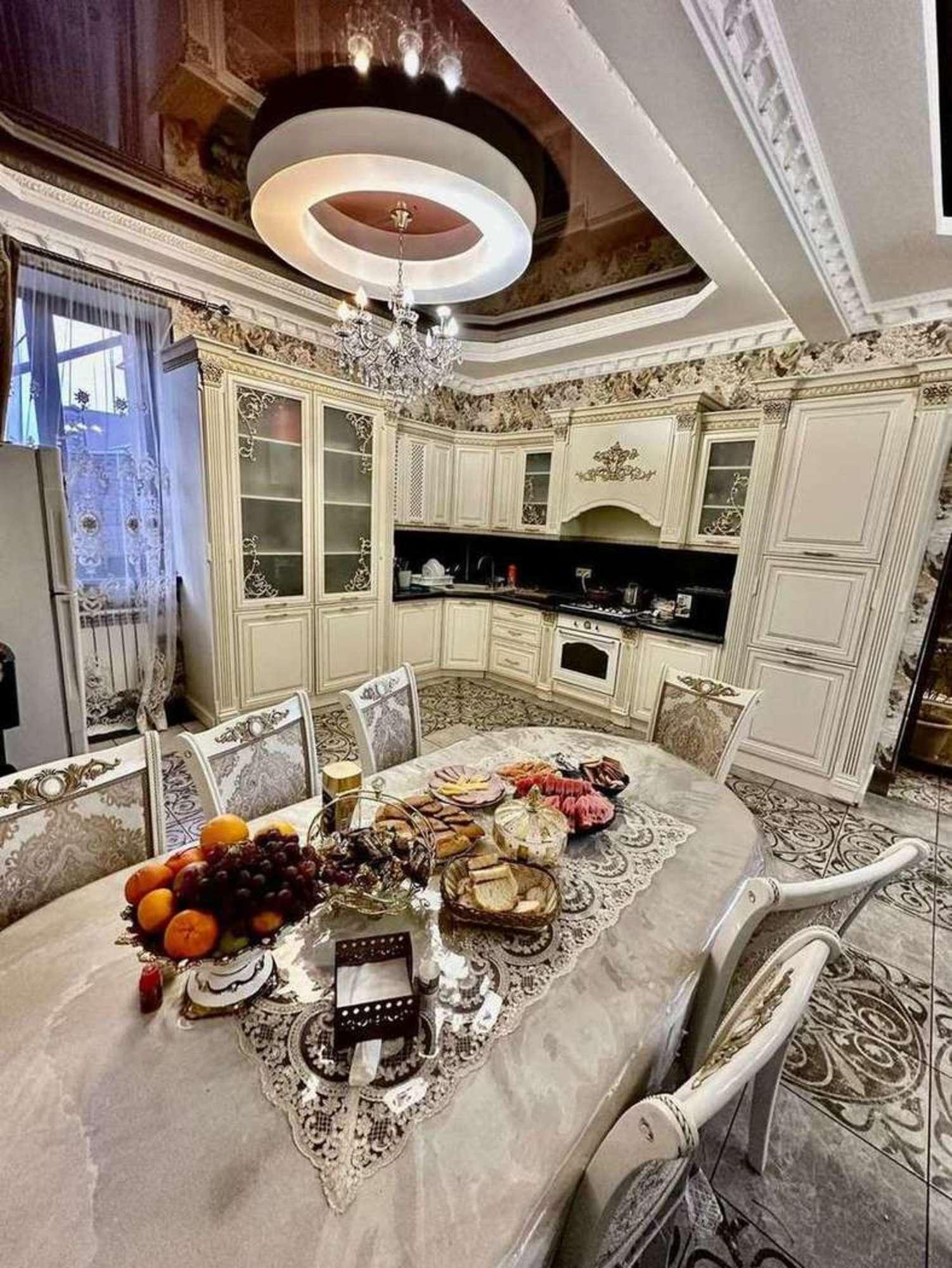 Сдать дачу, дом, коттедж за 120 000 рублей на Александра Невского улица