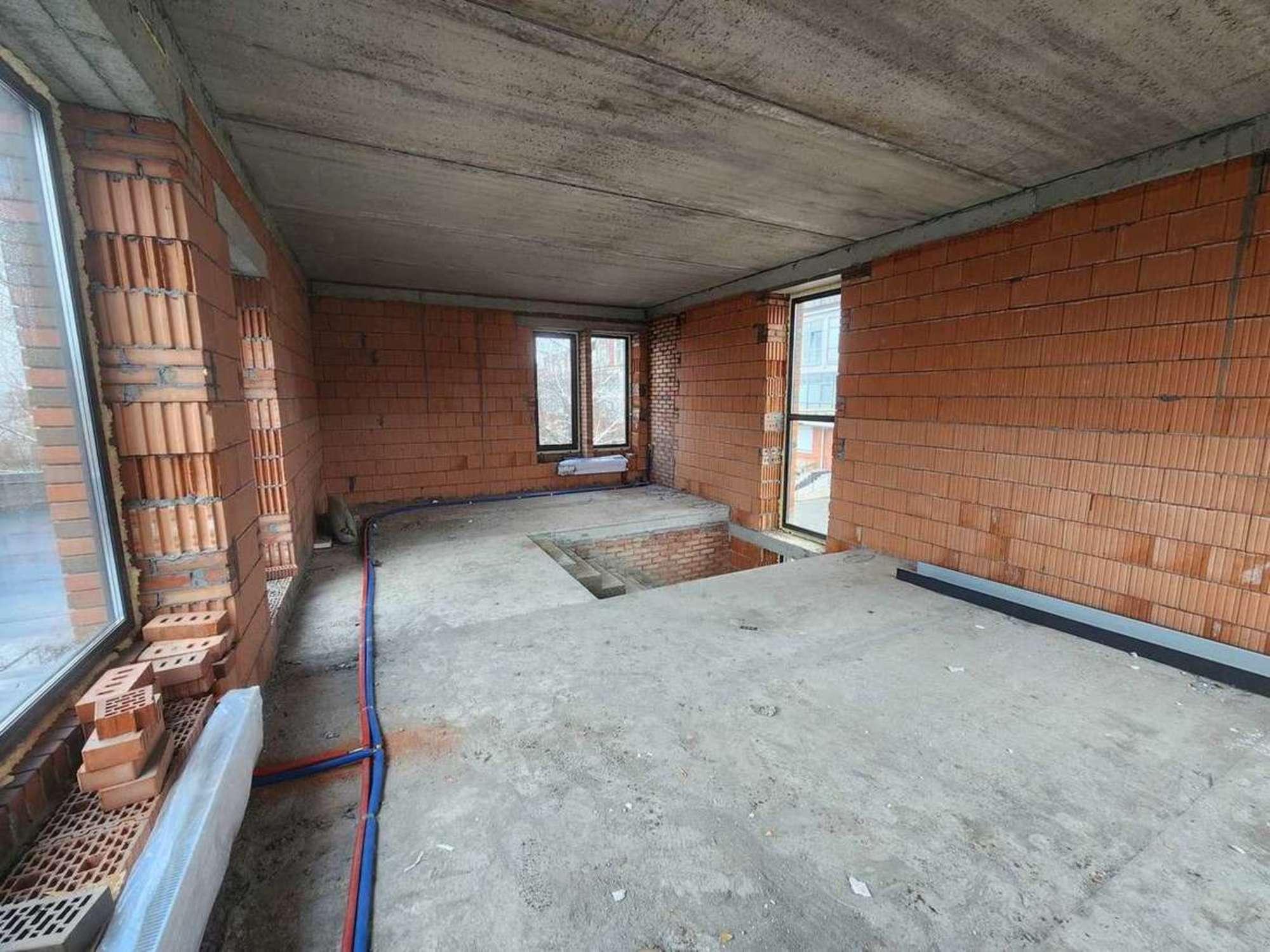 Купить дачу, дом, коттедж за 24 800 000 рублей на 1-я линия, 12