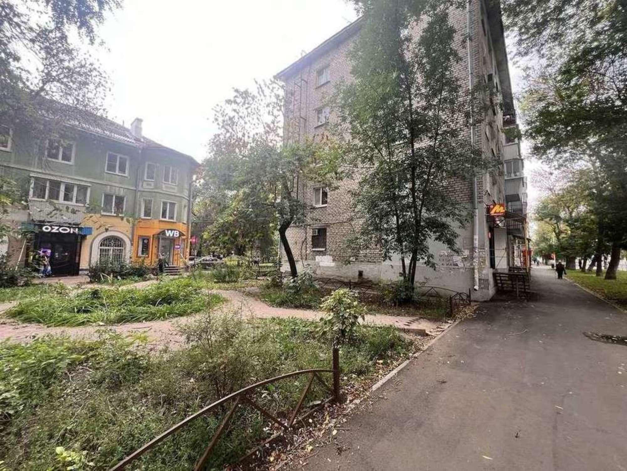 Купить торговое помещение за 6 600 000 рублей на Металлургов проспект, 19а