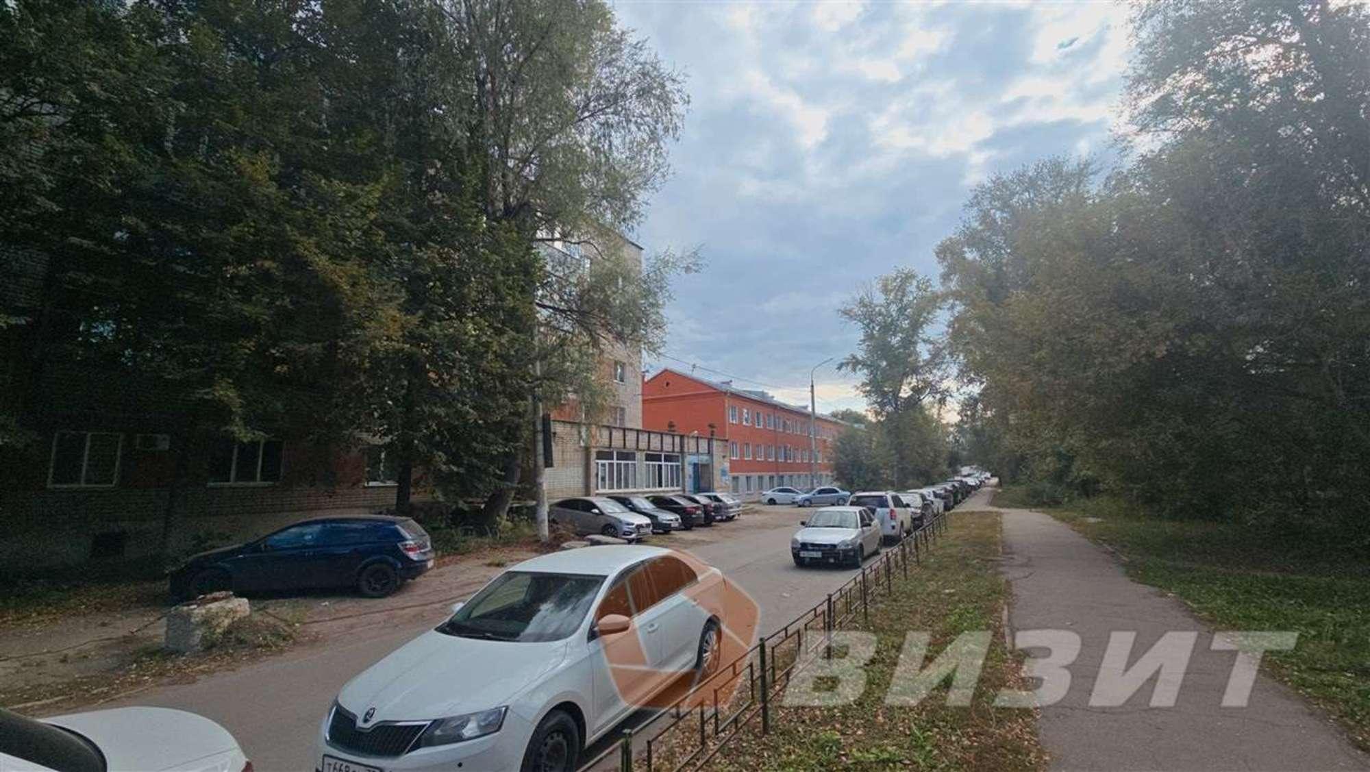 Сдать торговое помещение за 85 000 рублей на Рыльская улица, 13