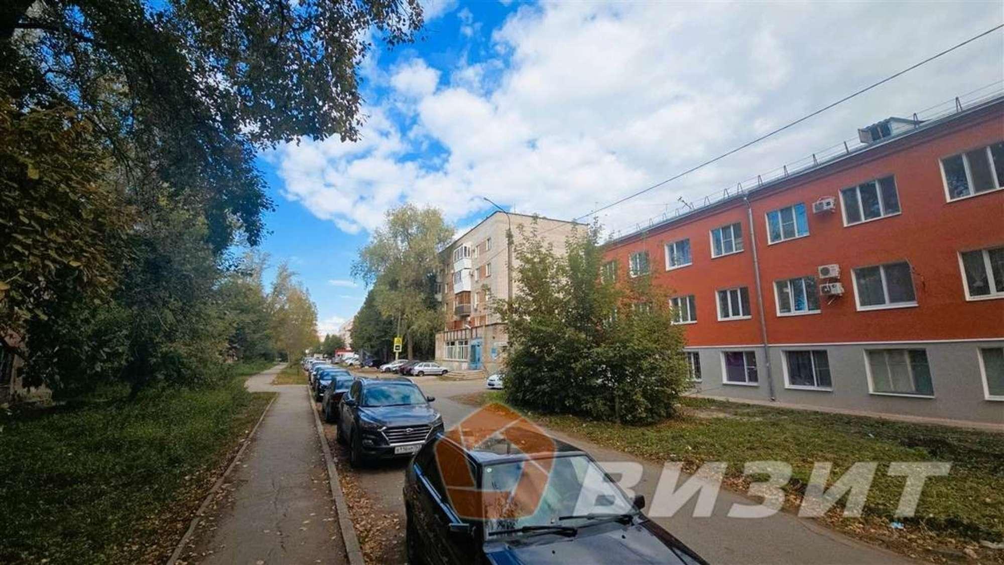 Сдать торговое помещение за 85 000 рублей на Рыльская улица, 13