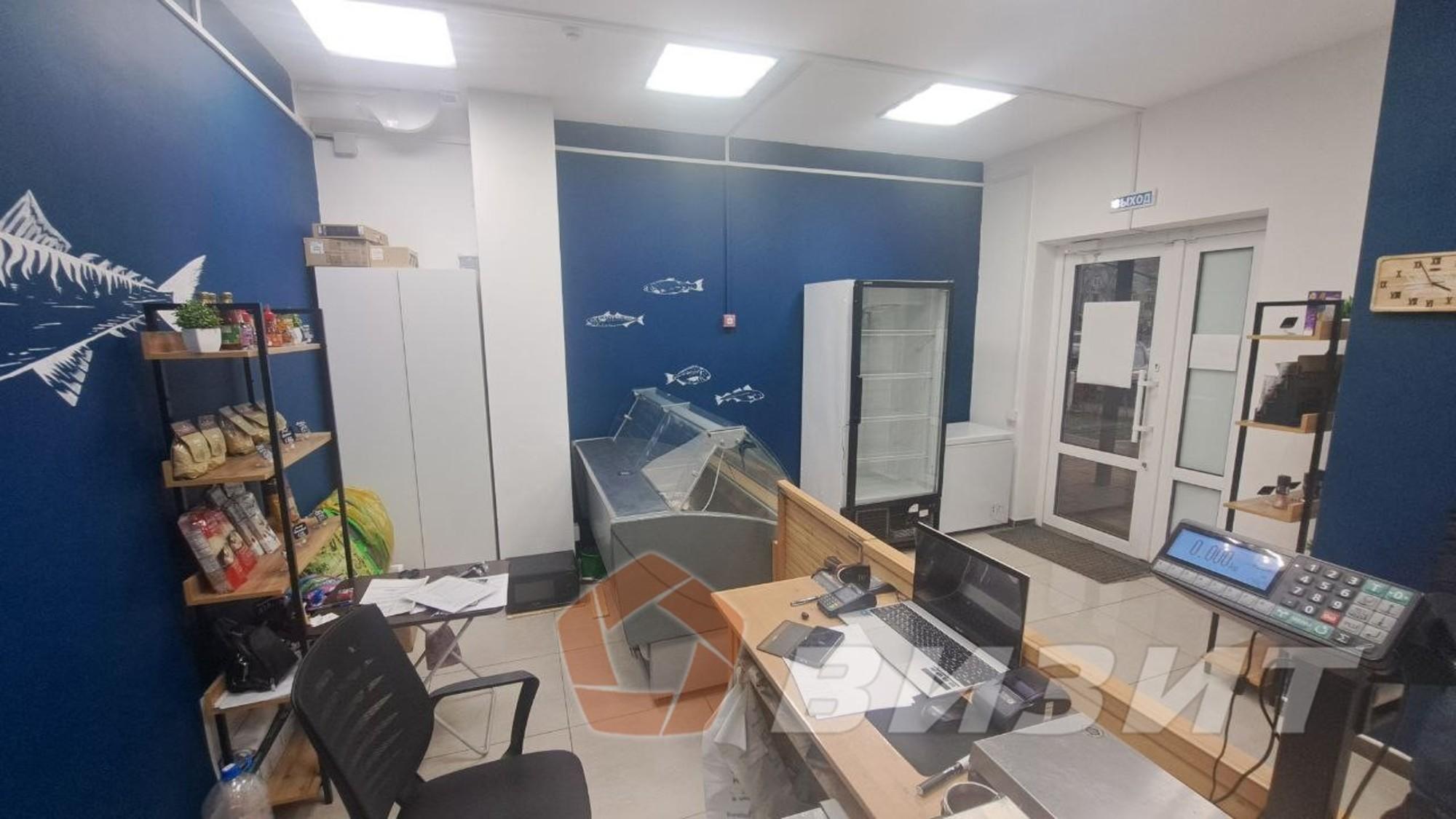 Сдать торговое помещение за 32 000 рублей на Краснодонская улица, 10А