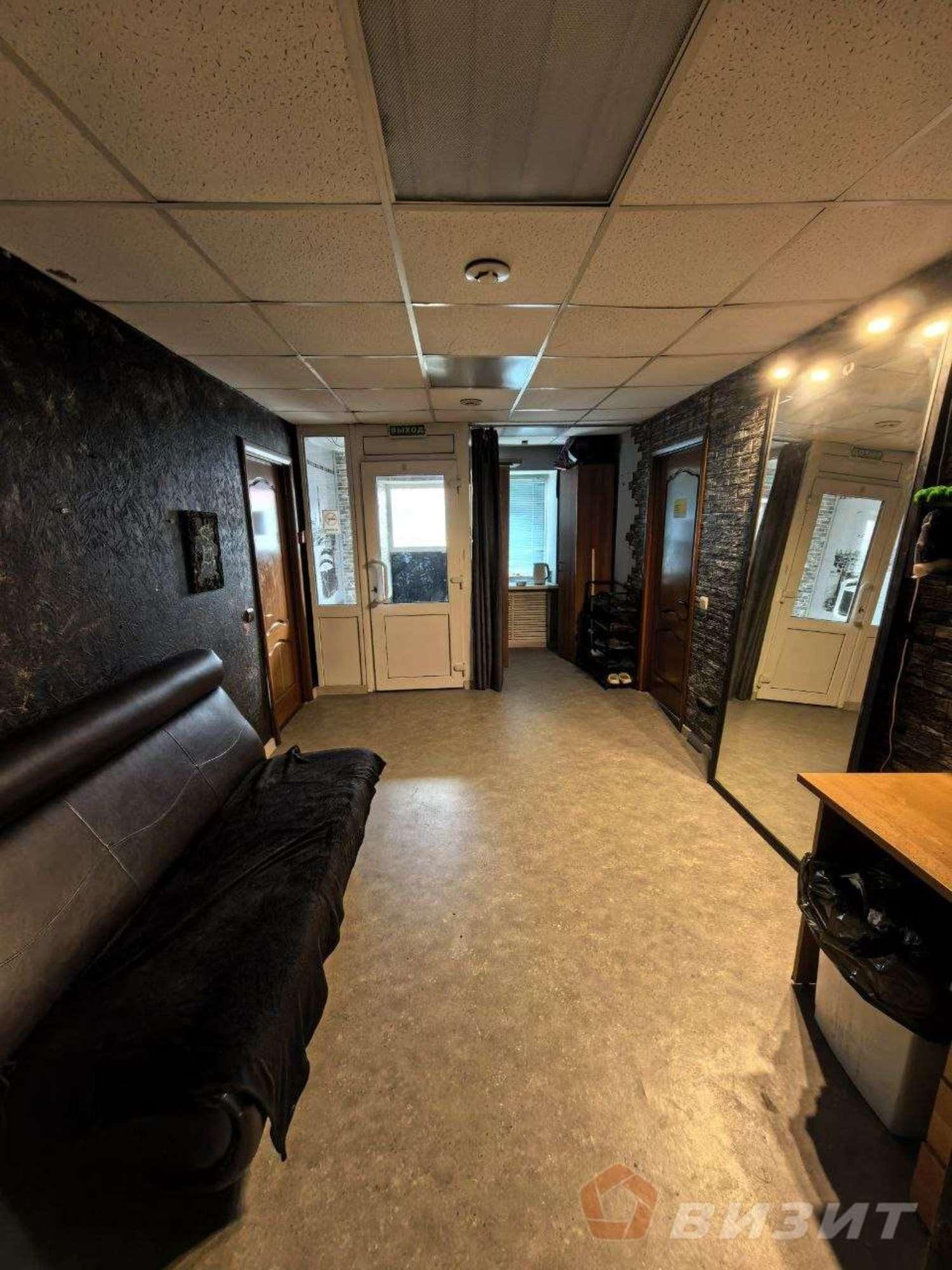 Сдать торговое помещение за 65 000 рублей на Никитинская пл, 26