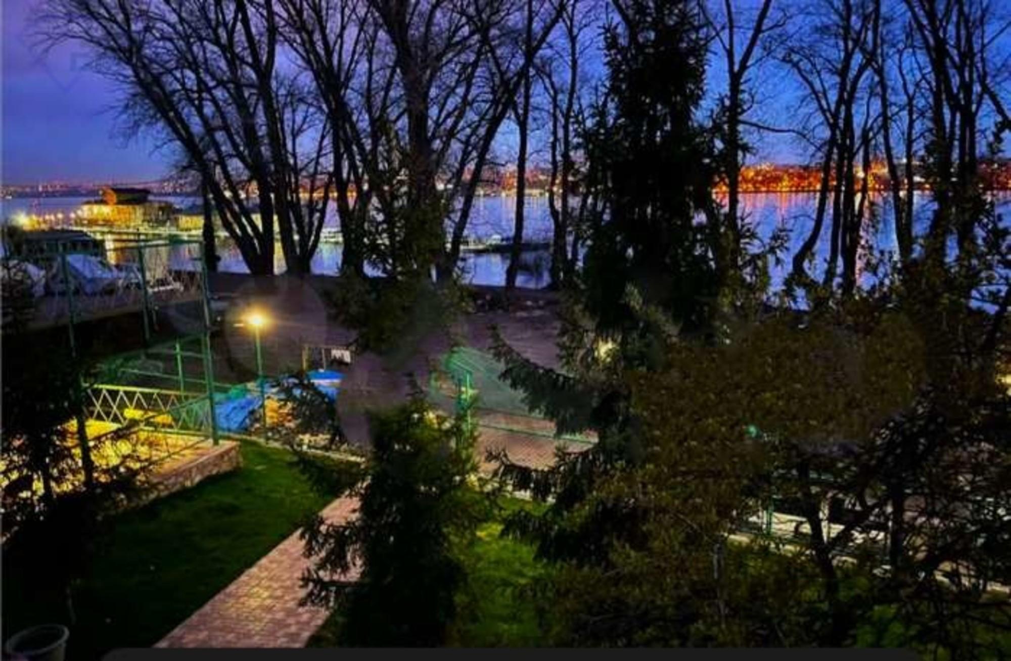 Купить помещение свободного назначения за 42 000 000 рублей на Проран