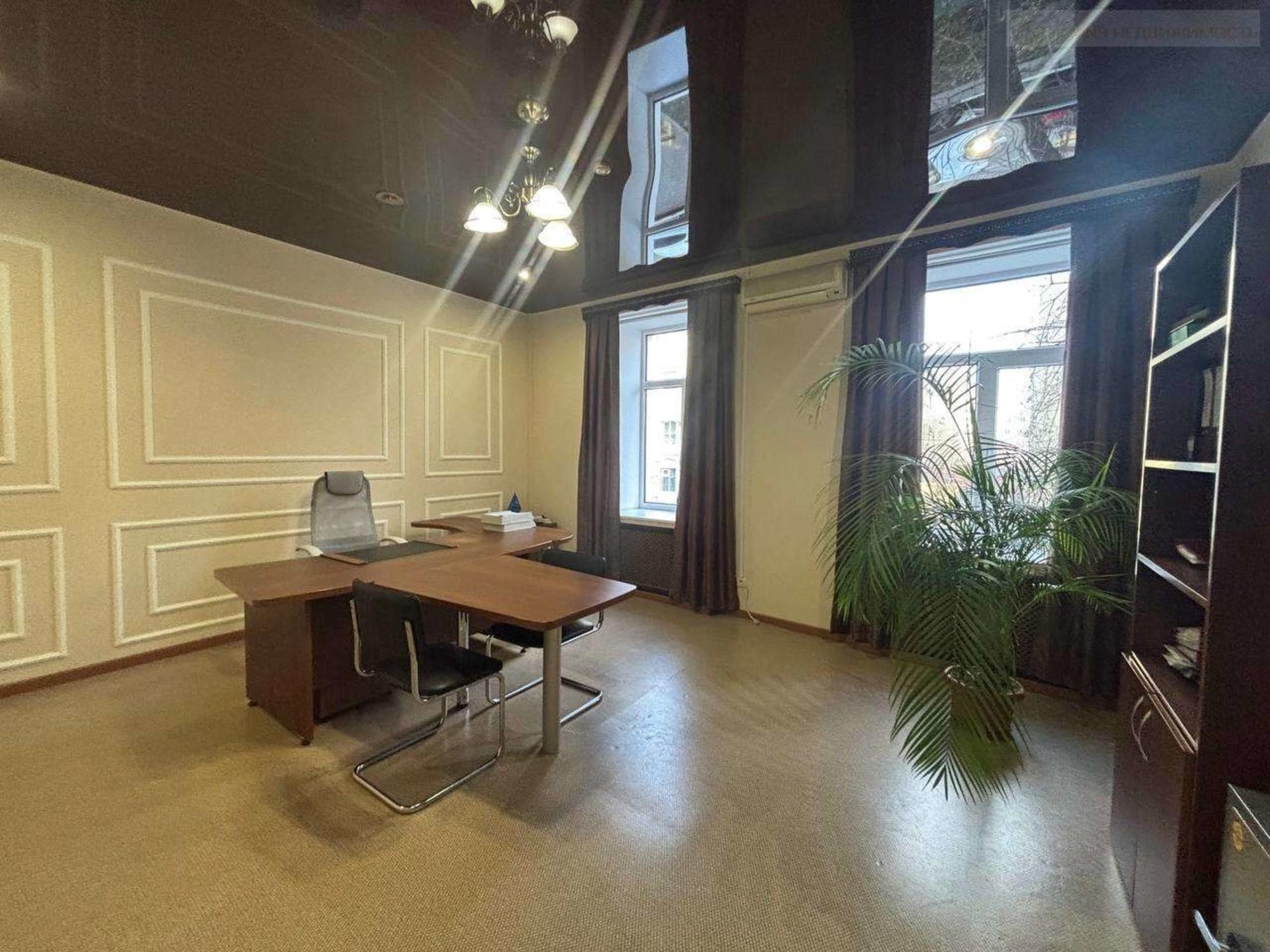 Сдать офис, помещение под офис за 210 000 рублей на Чапаевская улица, 146