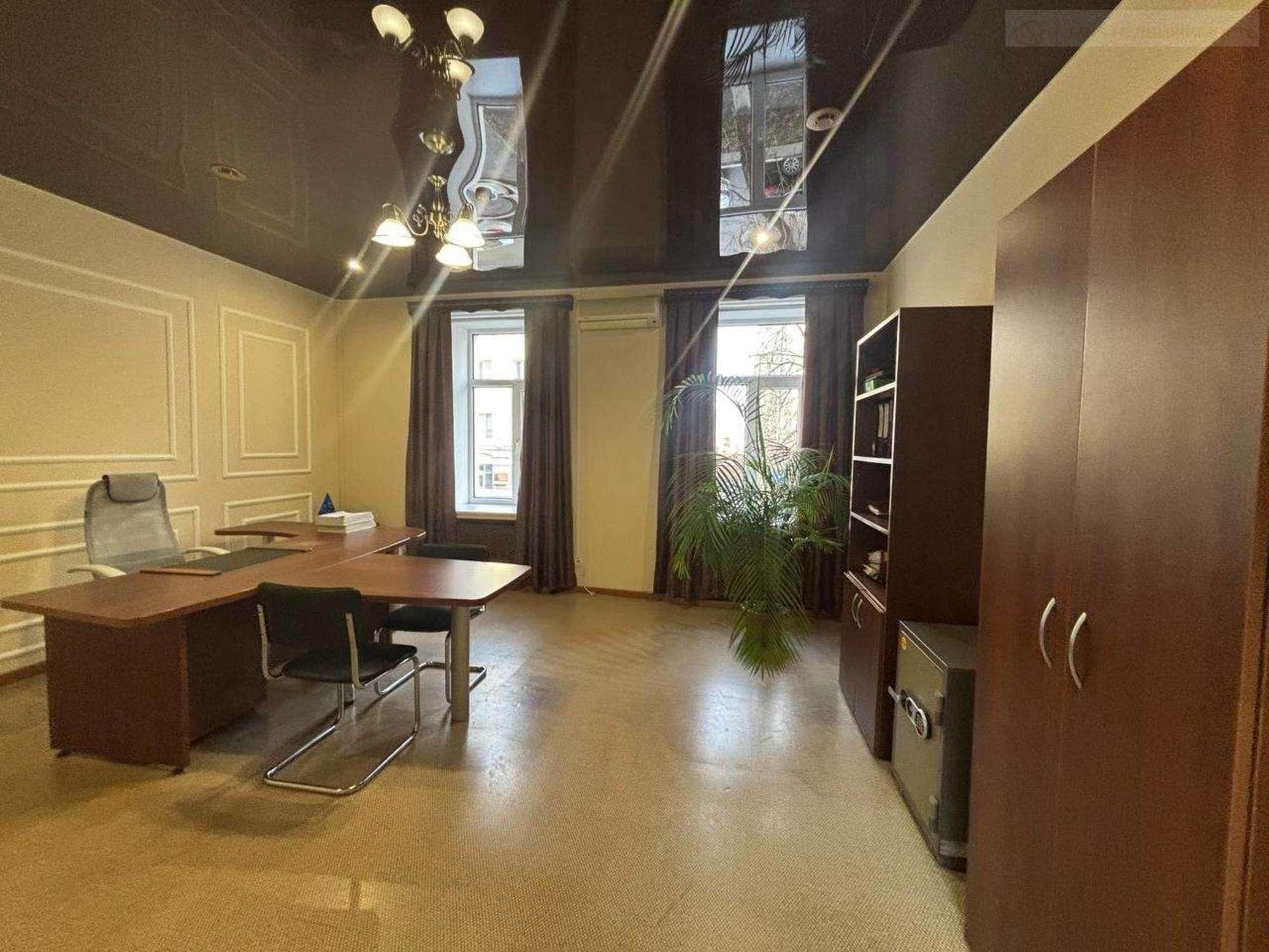 Сдать офис, помещение под офис за 210 000 рублей на Чапаевская улица, 146